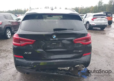 2021 BMW X3 xDrive30I z USA, uszkodzony, nr VIN 5UXTY5C09M9E30322